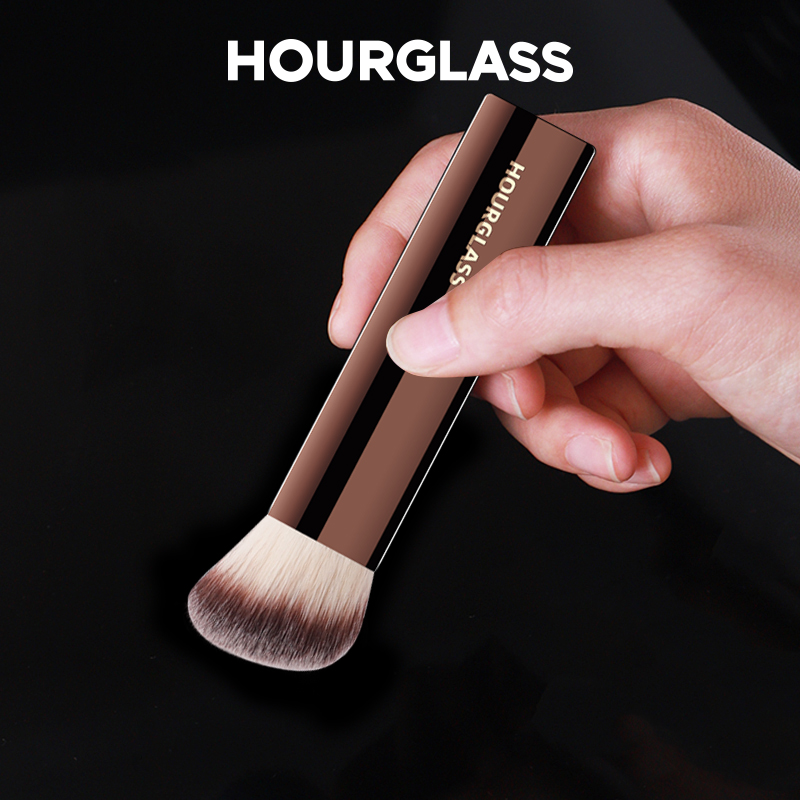 Hourglass Makeup Brush- No.20  - Makeup Beauty Ro recensie en prijs