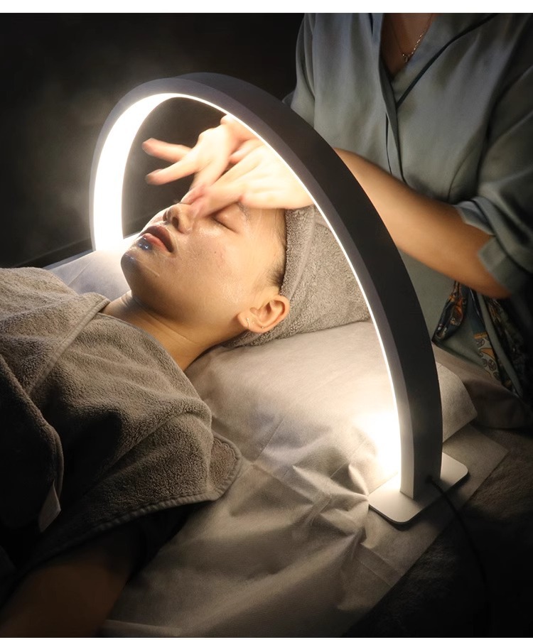 LED Nail Lamp Half Moon Beauty - Beauty Makeup Salon recensie en prijs